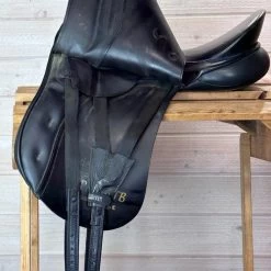 Used Kieffer Orphee TB Dressage Saddle 17/MN -Western Tack Outlet Store 317 L Flap 40402.1683592205