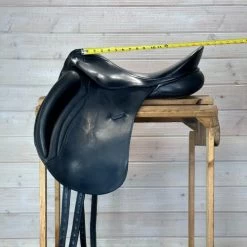 Used Kieffer Orphee TB Dressage Saddle 17/MN -Western Tack Outlet Store 317 Seat Measurement 89276.1683592234