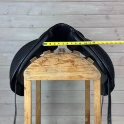 Used Stubben Portos Dressage Saddle 17.5/MW -Western Tack Outlet Store 330 Front Measurement 32625.1686181832
