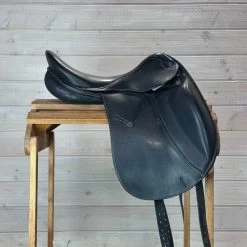 Used Stubben Portos Dressage Saddle 17.5/MW