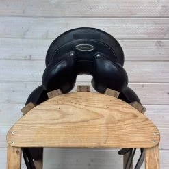 Used Stubben Genesis CL Dressage Saddle 17/N -Western Tack Outlet Store 332 Cantle 78489.1687460942