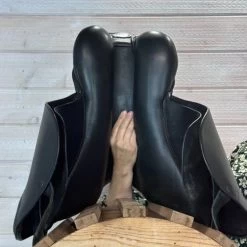 Used Stubben Genesis CL Dressage Saddle 17/N -Western Tack Outlet Store 332 Channel Measurement 44811.1687460932