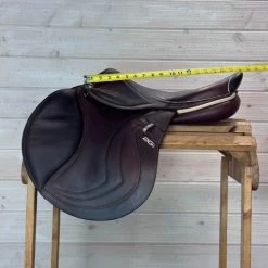 Used CWD 2GS Close Contact Saddle 18/M -Western Tack Outlet Store 333 Seat Meaurement 18575.1687462088